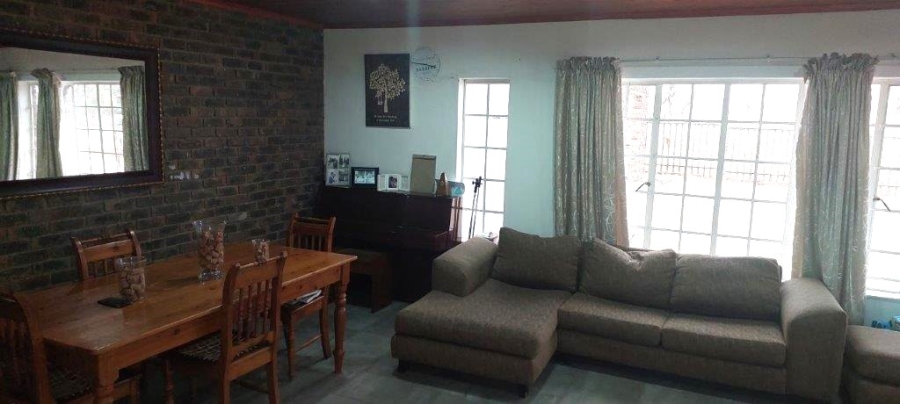 3 Bedroom Property for Sale in Vaaldam SH Free State